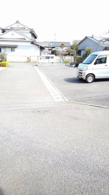 【駐車場】 | アバンティ．ケイ