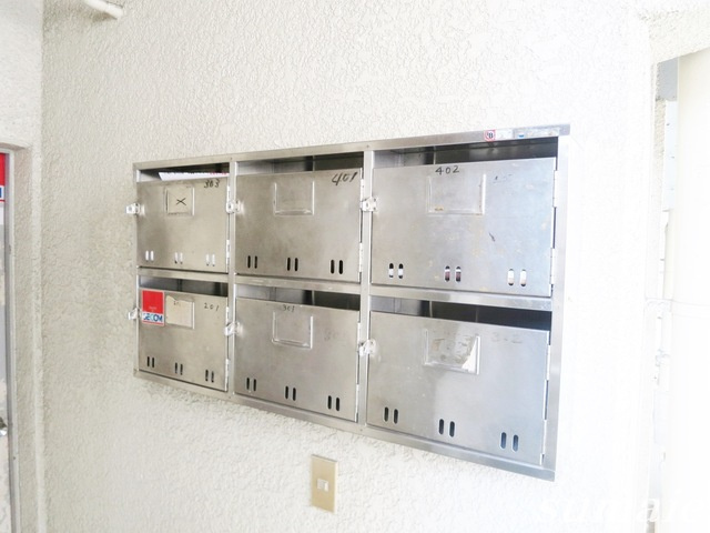 岩井ハイツのその他共用部分|ポストはこちら！！