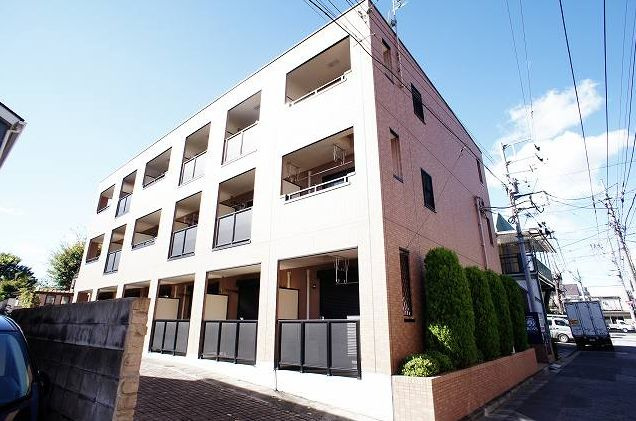 ロータス　ブルーの外観