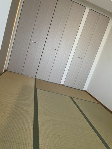 アルファスマート新居浜駅の和室