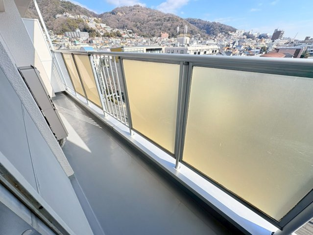 センターヒル岡本のバルコニー