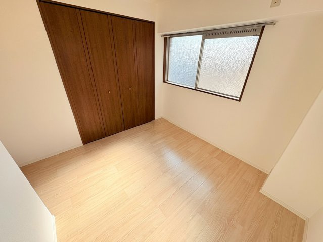 センターヒル岡本の居間・リビング