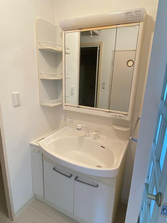 東戸塚サンハイツの洗面所