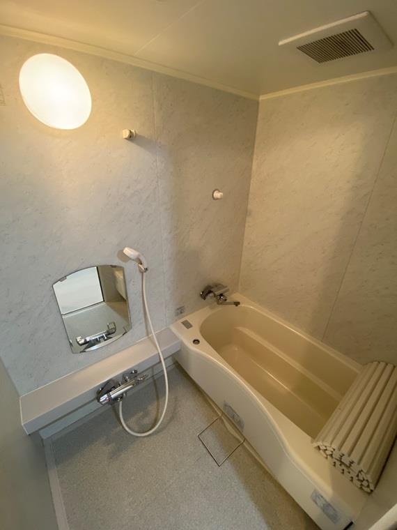 東戸塚サンハイツの浴室