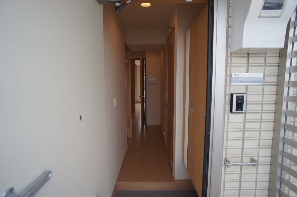 ヴォラーレの玄関