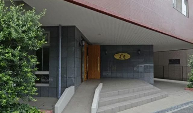 リシェ広尾のエントランス|毎日通るエントランスはこのようになっています