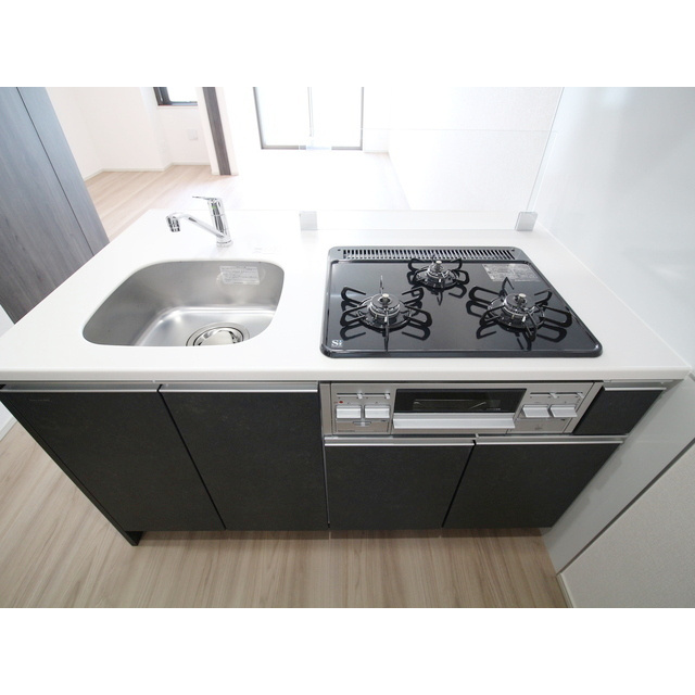 プレール・ドゥーク亀戸Ⅵの内装|明るい室内です