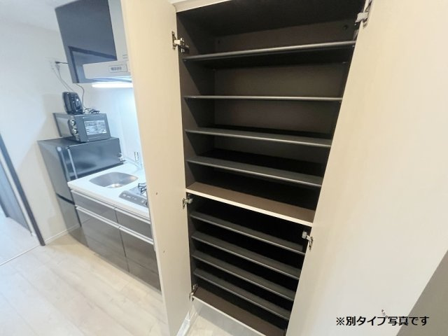 ジェノヴィア二子新地の内装|内装は落ち着いています