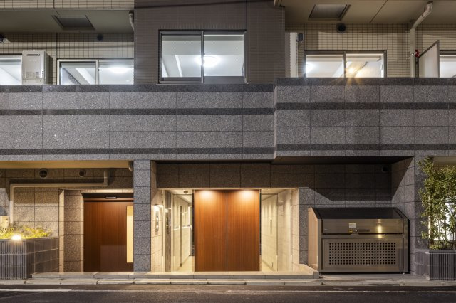 コンシェリア目黒本町 ＴＨＥ ＲＥＳＩＤＥＮＣＥのエントランス|建物の内部です