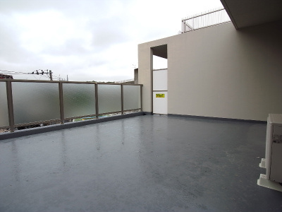 【バルコニー】 | エルム横濱エクセレンス