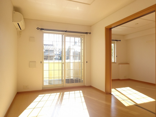 メゾンド・ラ・メールの居間・リビング