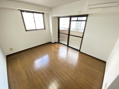 【居間・リビング】 | VERGER ZENSHIN | VERGER ZENSHIN（ヴェルジュゼンシン）　洋室