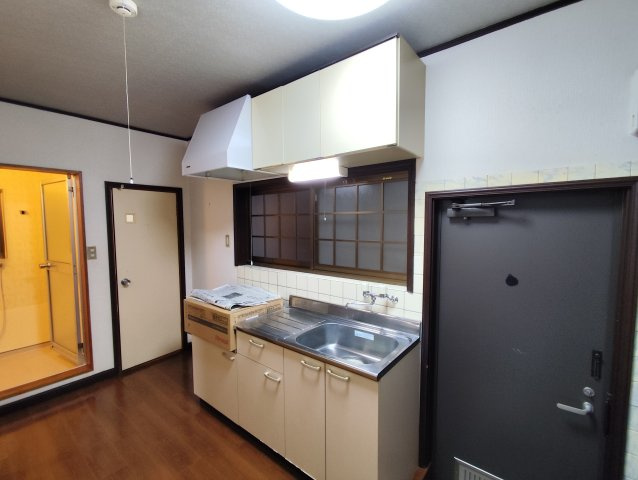 葛飾区新小岩４丁目のアパートのキッチン