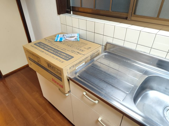 葛飾区新小岩４丁目のアパートのキッチン