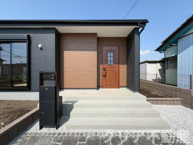 【エントランス】 | 7/27値下げ☆前橋市小坂子町新築1号棟　平屋・土地100坪・エアコン