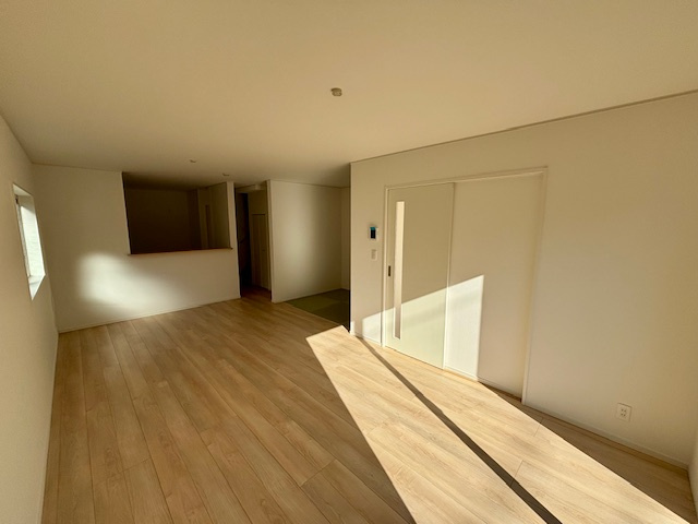 小郡市小郡の新築一戸建の居間・リビング