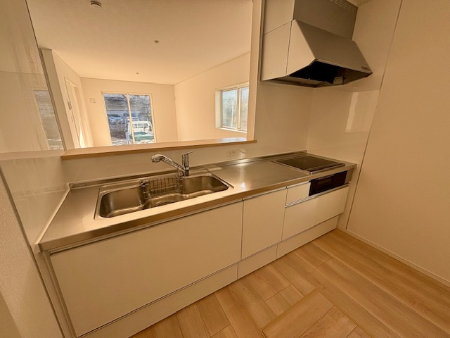 小郡市小郡の新築一戸建のキッチン