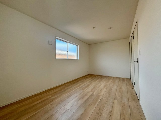 小郡市小郡の新築一戸建の洋室