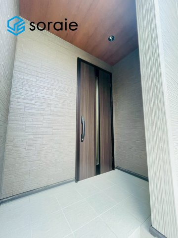所沢市上新井第14期　新築戸建　全6棟　4号棟の玄関|4/20　撮影