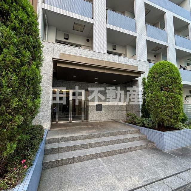 パークアクシス浜松町のエントランス