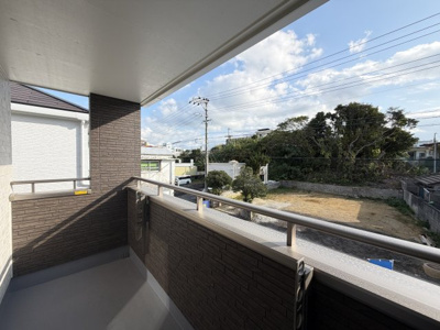 【バルコニー】 | 沖縄市知花（全3棟）B号棟 | B号棟　インナーバルコニー♪