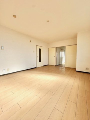 【居間・リビング】 | グリーンマンション | リビングです