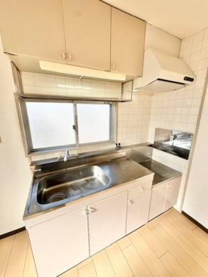 【キッチン】 | グリーンマンション | コンパクトなキッチンで掃除もラクラク