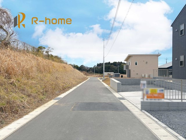 ひたちなか市船窪第3　新築戸建て　1号棟の前面道路含む現地写真|周辺環境も併せて案内致します♪
ぜひ現地へお越しください♪
