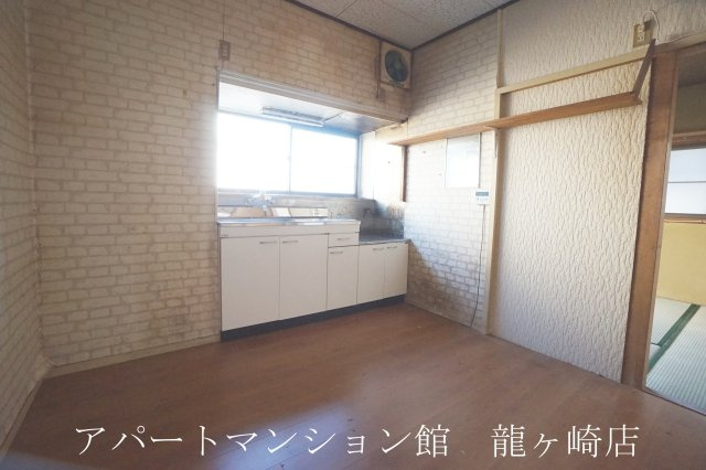 下町中川邸のキッチン