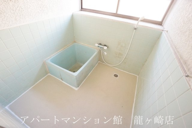 下町中川邸の浴室