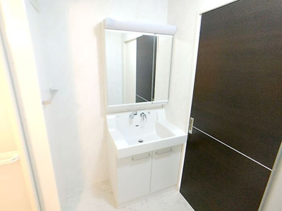 【洗面所】 | クロシェットB | 別部屋参照