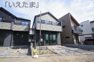 【外観】 | 【仲介手数料無料！！】府中市小柳町2丁目　新築戸建て（全2棟）2号棟　5799万円 | 令和８年４月９日撮影　建築中