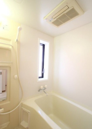 富山県高岡市　1棟マンションの浴室