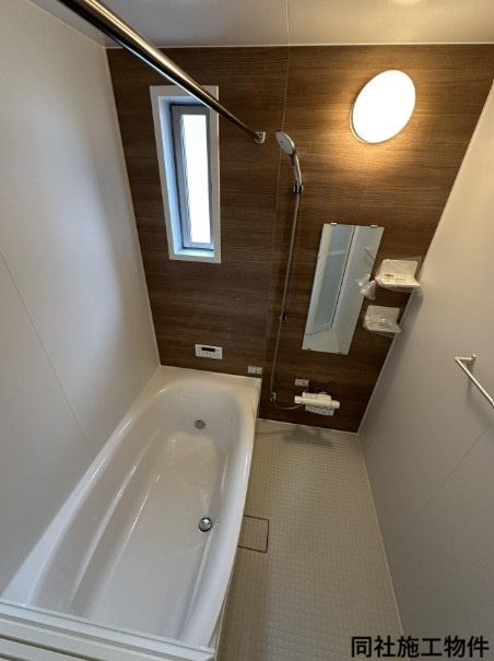 グランメゾンⅢの浴室|追い焚き・浴室乾燥機付きのお風呂です♪