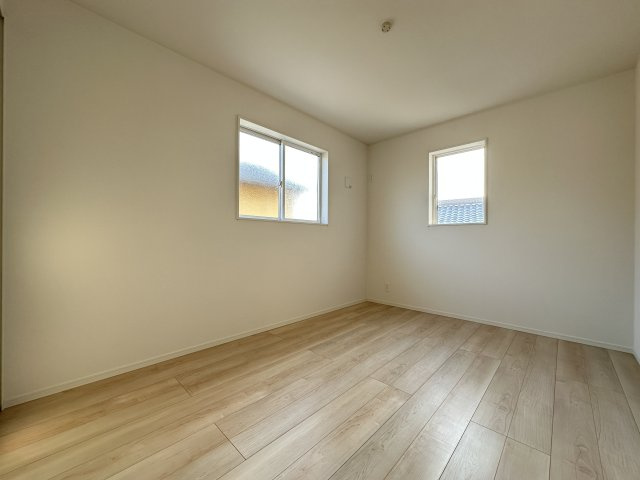 明石市大久保町松陰新築戸建2号棟の洋室