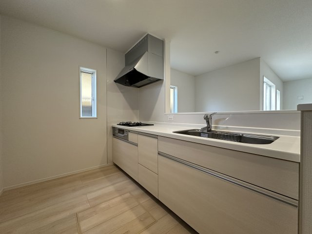 明石市大久保町松陰新築戸建2号棟のキッチン