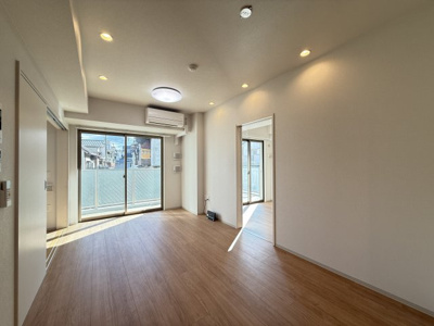 【居間・リビング】 | Moruan Residence