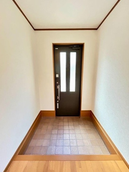 【玄関】 | 山科区北花山河原町　中古戸建