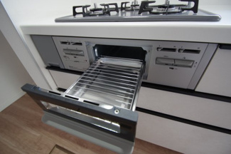 【キッチン】 | 【仲介手数料無料！！】多摩市和田　中古戸建て　3480万円 | グリル