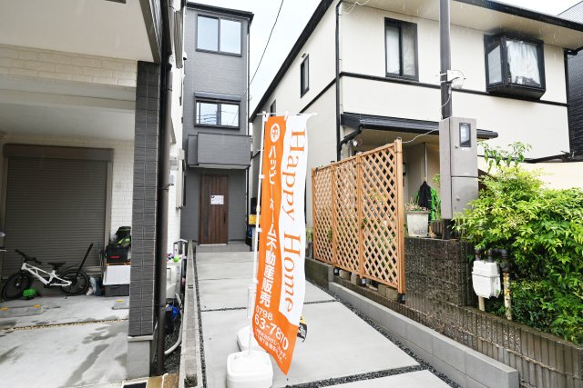 ファーストタウン南武庫之荘8丁目新築一戸建て|2SLDK+駐車1台可