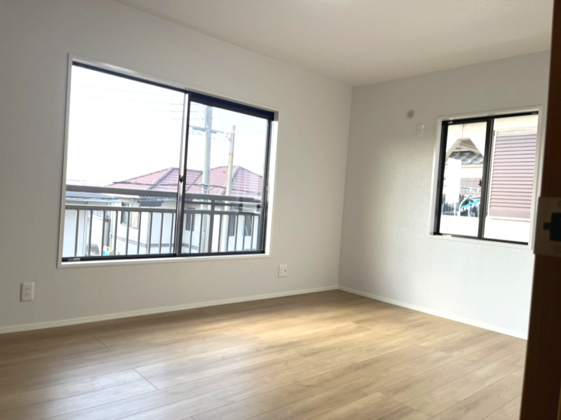 明石市朝霧台　中古戸建の洋室|２階　洋室です