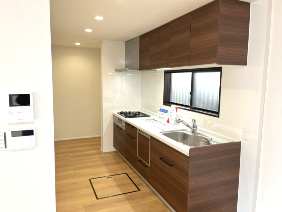 明石市朝霧台　中古戸建のキッチン|使いやすいキッチンです