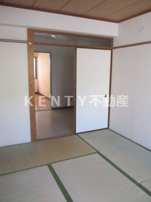 【和室】 | メゾン・ド・池上 | フローリングだけでなく、和室もあります