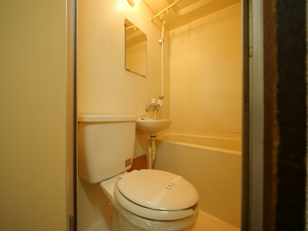 大阪市東成区中道４丁目の賃貸マンションのトイレ