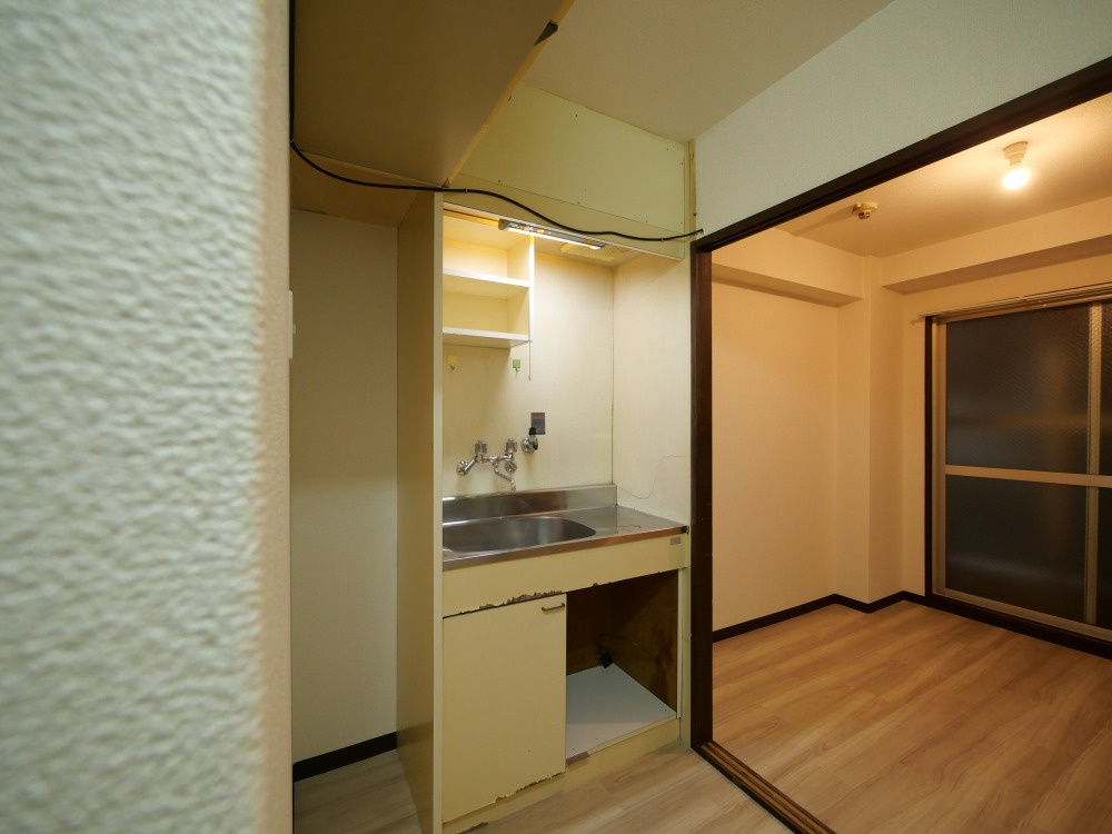 大阪市東成区中道４丁目の賃貸マンションの内装