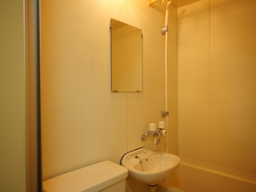 大阪市東成区中道４丁目の賃貸マンションの浴室