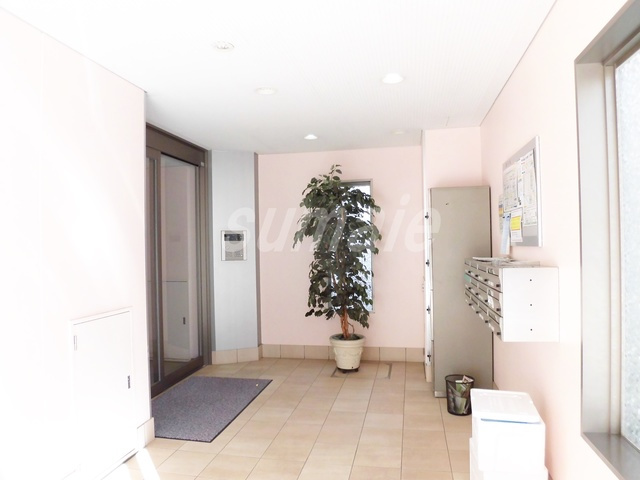 ノベル駒込のロビー|きれいなエントランスです♪