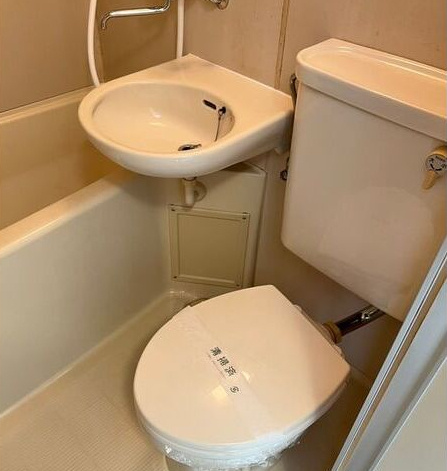 サンヒルズ和泉のトイレ|落ち着いた色調のトイレです