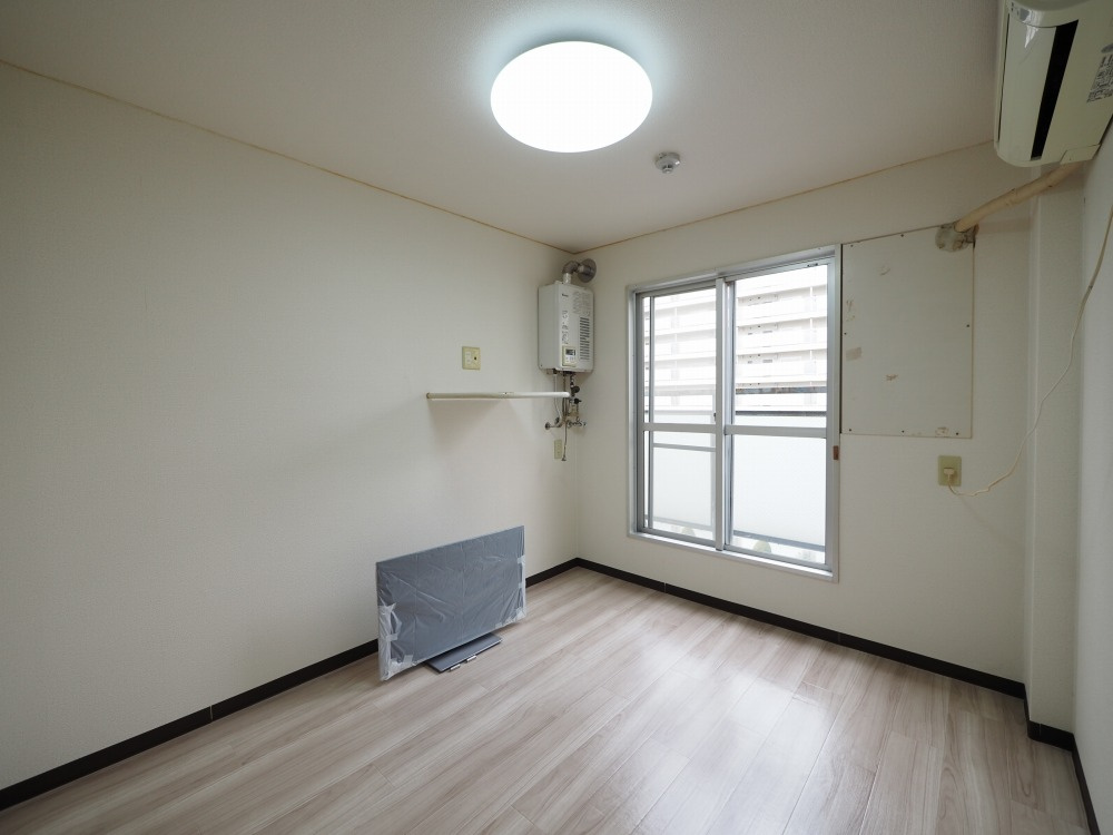 大阪市城東区関目２丁目の賃貸マンションの居間・リビング