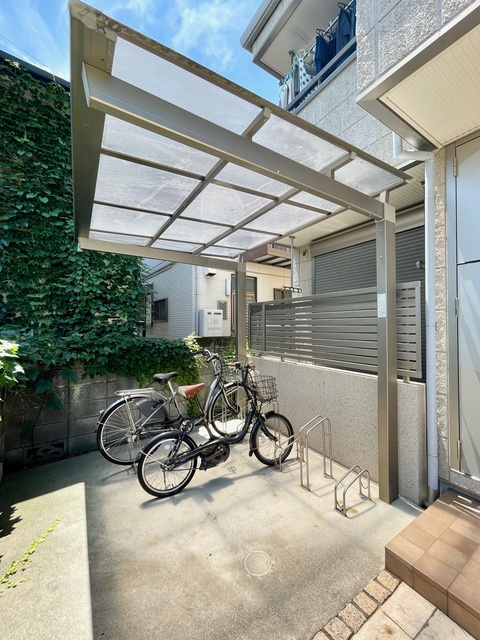 ウエストヒルズ大岡山のその他共用部分|★敷地内屋根付き駐輪場★